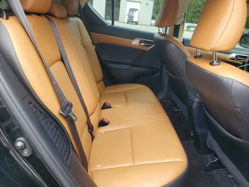 2017 LEXUS CT 200 11