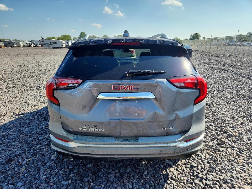 2018 GMC TERRAIN DENALI 6