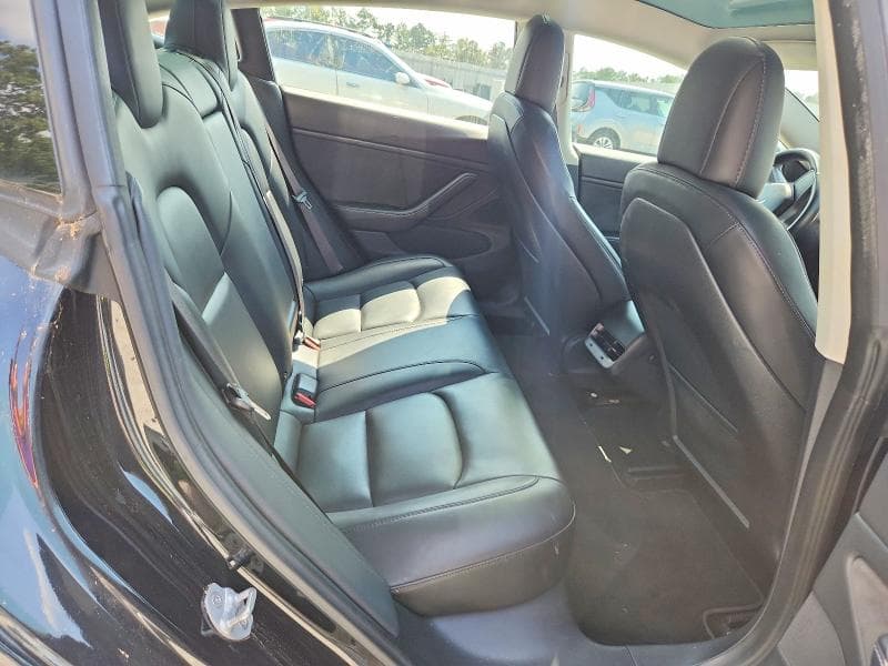 2018 TESLA MODEL 3 10