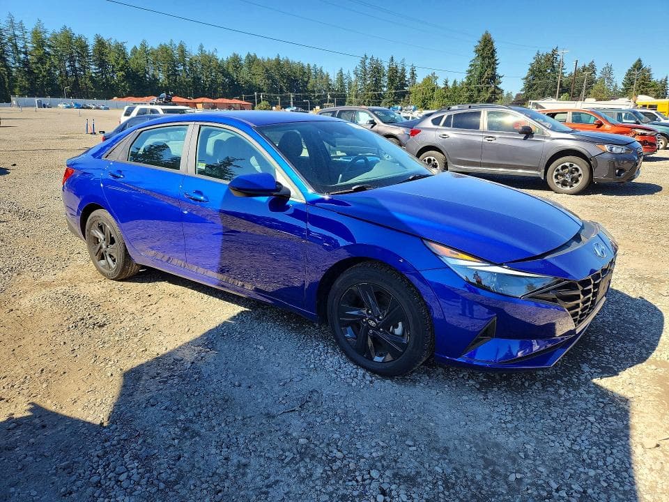 2023 HYUNDAI ELANTRA SEL 4