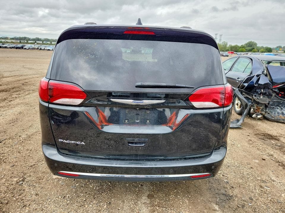 2017 CHRYSLER PACIFICA TOURING L 6