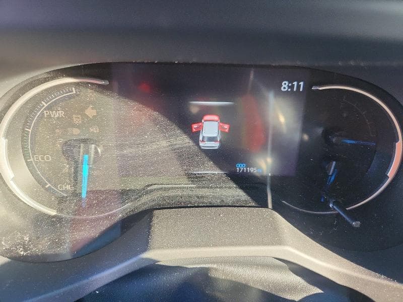 2019 TOYOTA RAV4 XSE 9