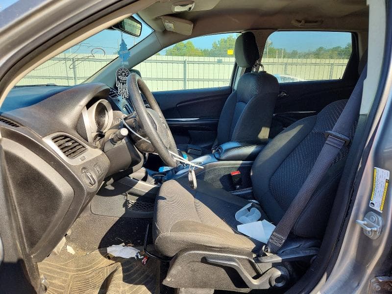 2020 DODGE JOURNEY SE 7
