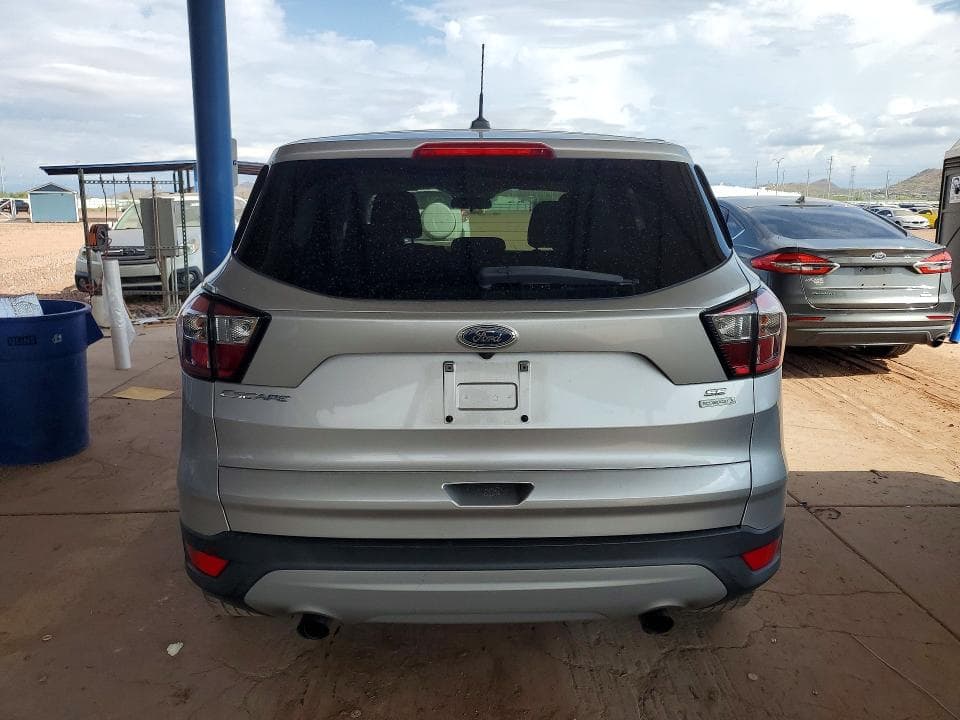 2017 FORD ESCAPE SE 6