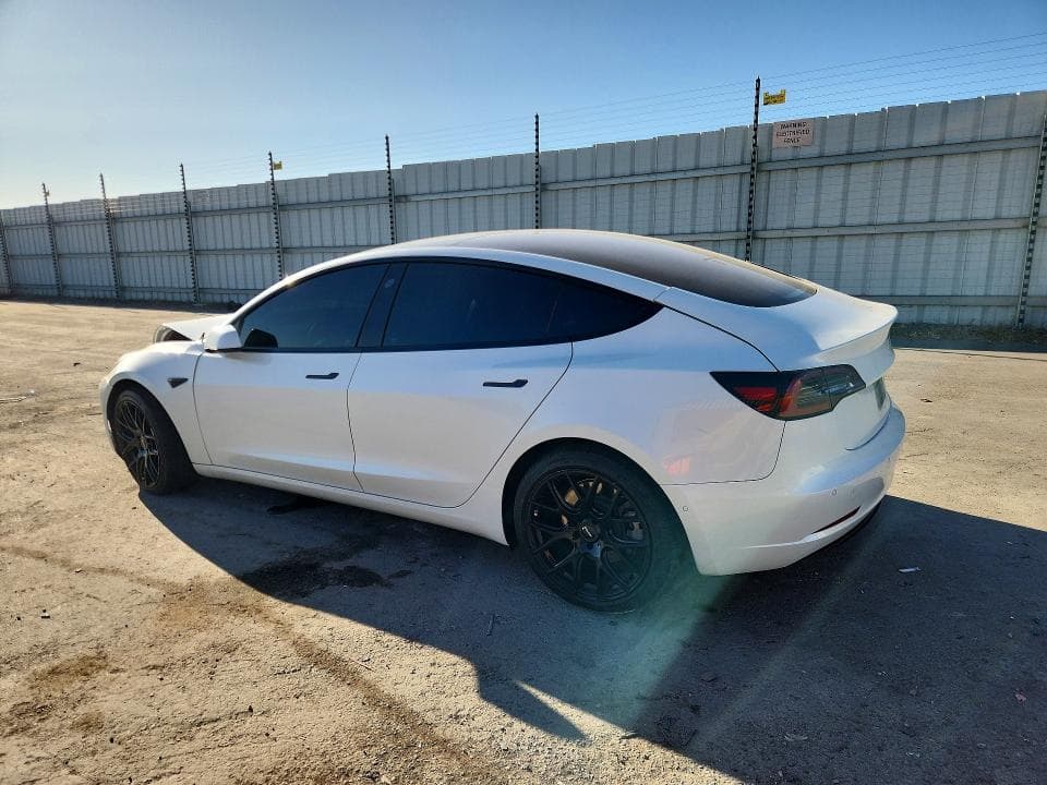 2022 TESLA MODEL 3 2