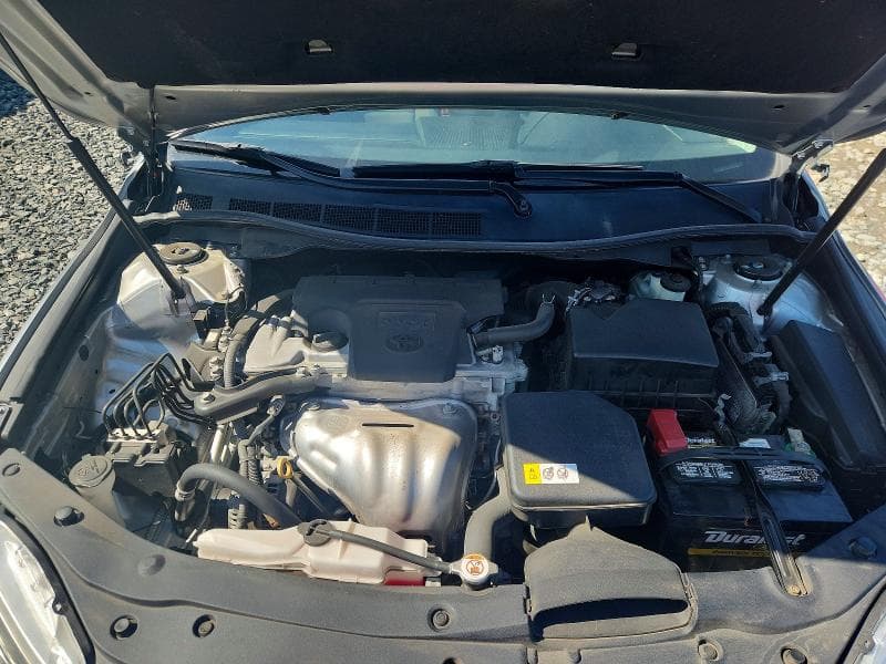 2017 TOYOTA CAMRY SE 11