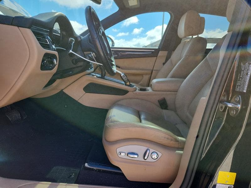 2022 PORSCHE MACAN 7