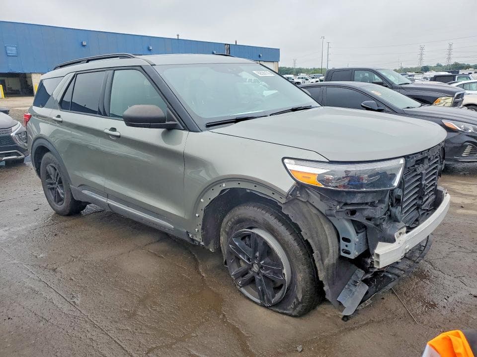 2020 FORD EXPLORER XLT 4