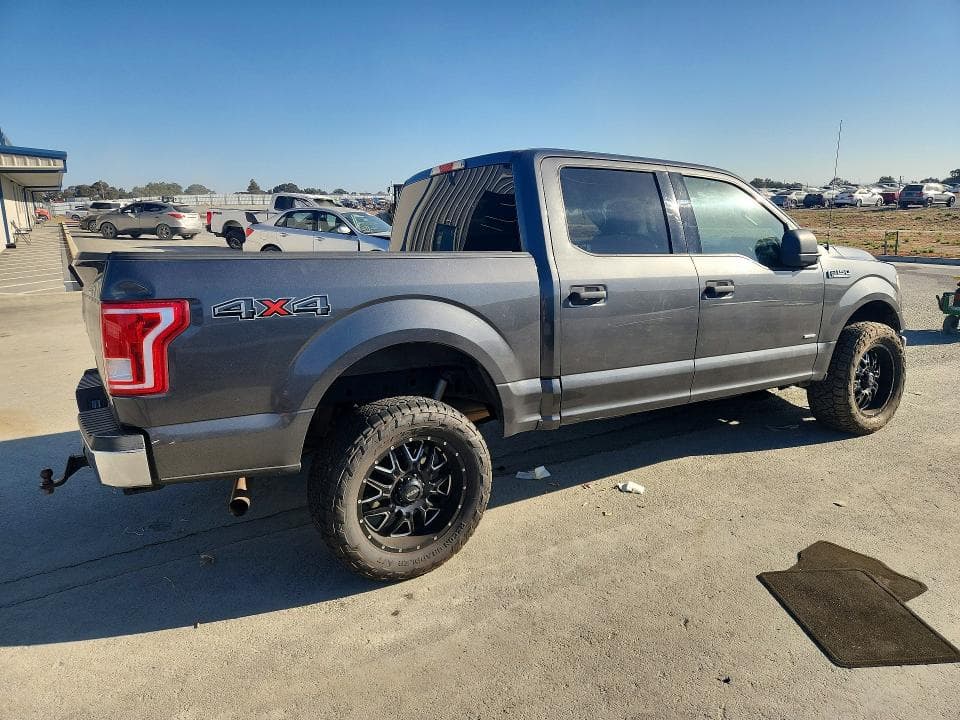 2017 FORD F150 SUPERCREW 3