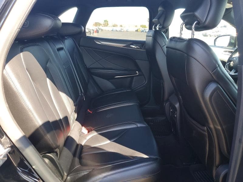 2017 LINCOLN MKC PREMIERE 11