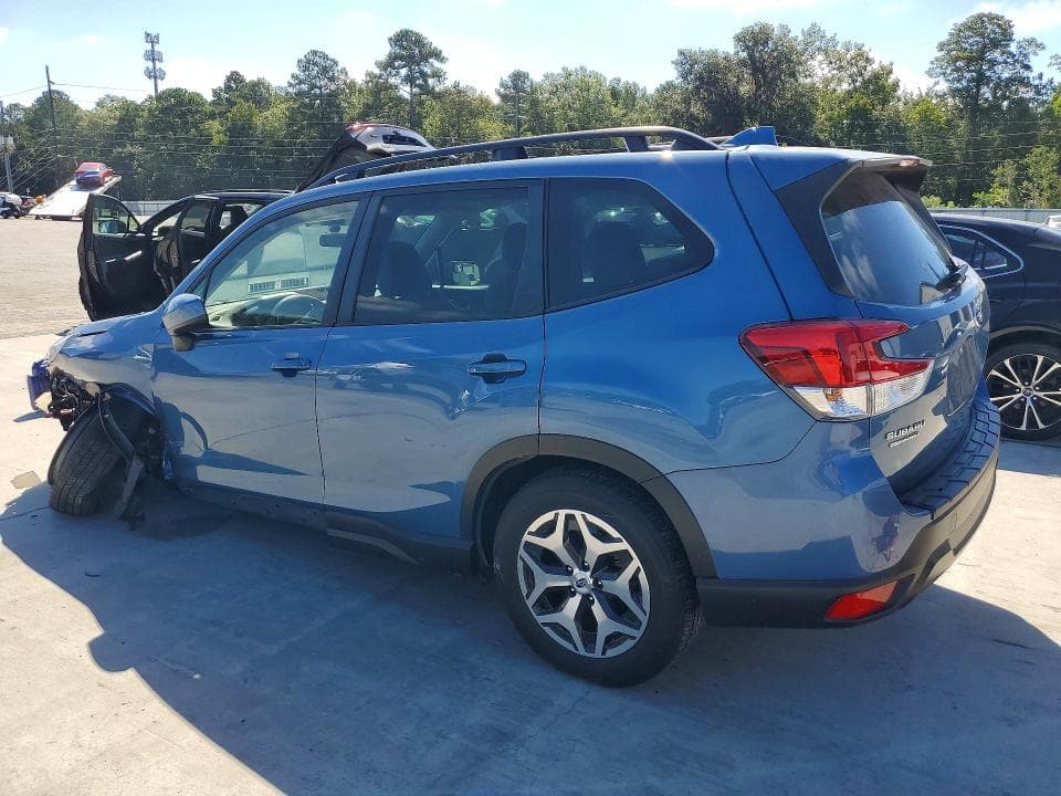 2023 SUBARU FORESTER PREMIUM 2