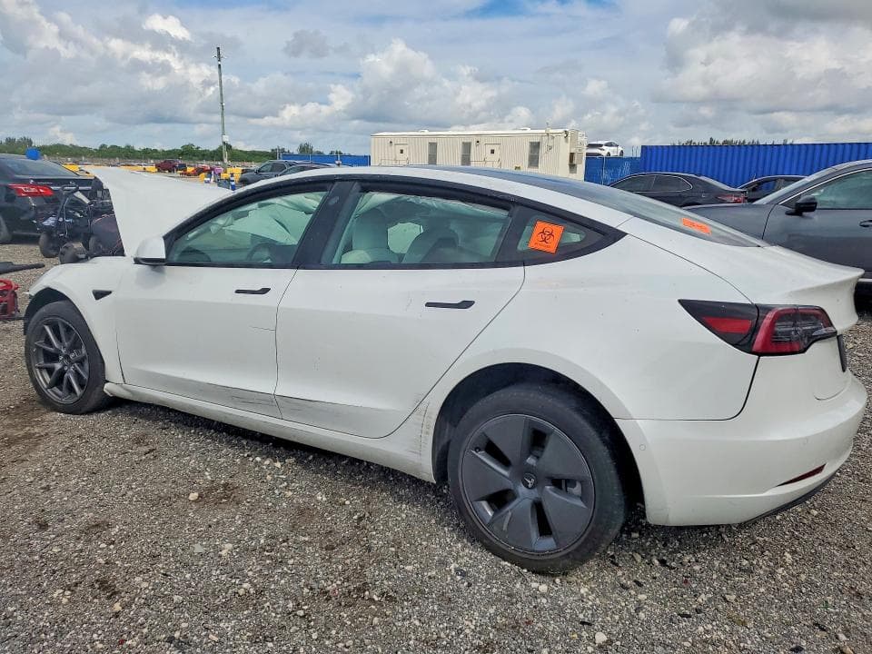 2022 TESLA MODEL 3 2