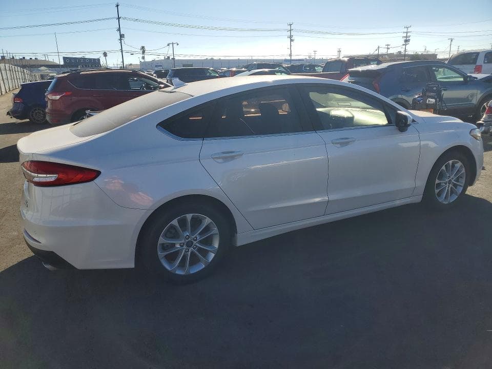 2019 FORD FUSION SE 3