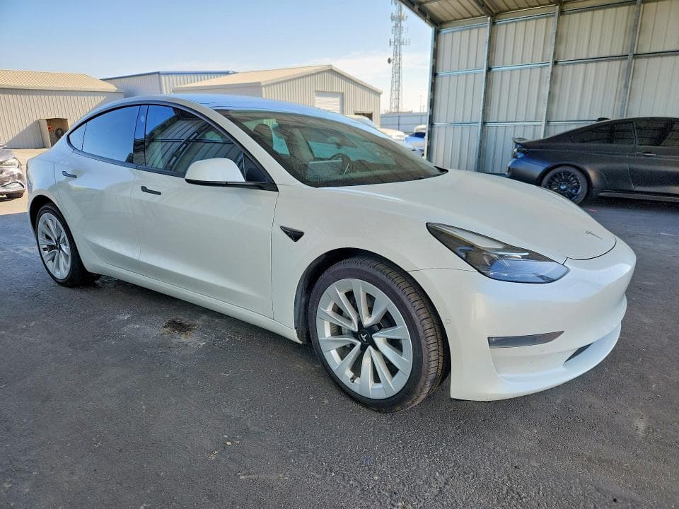 2021 TESLA MODEL 3 4