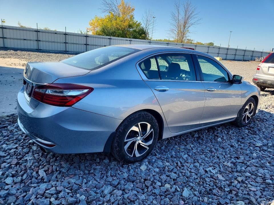 2017 HONDA ACCORD LX 3