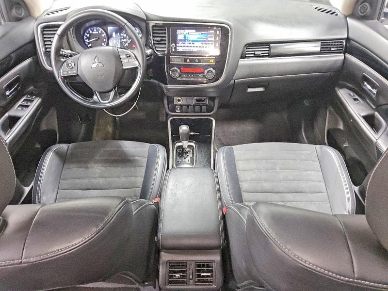 2019 MITSUBISHI OUTLANDER SE 8
