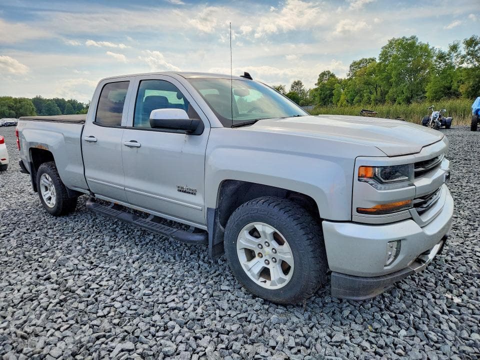2017 CHEVROLET SILVERADO K1500 LT 4