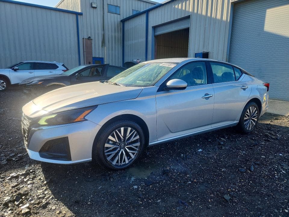 2023 NISSAN ALTIMA SV