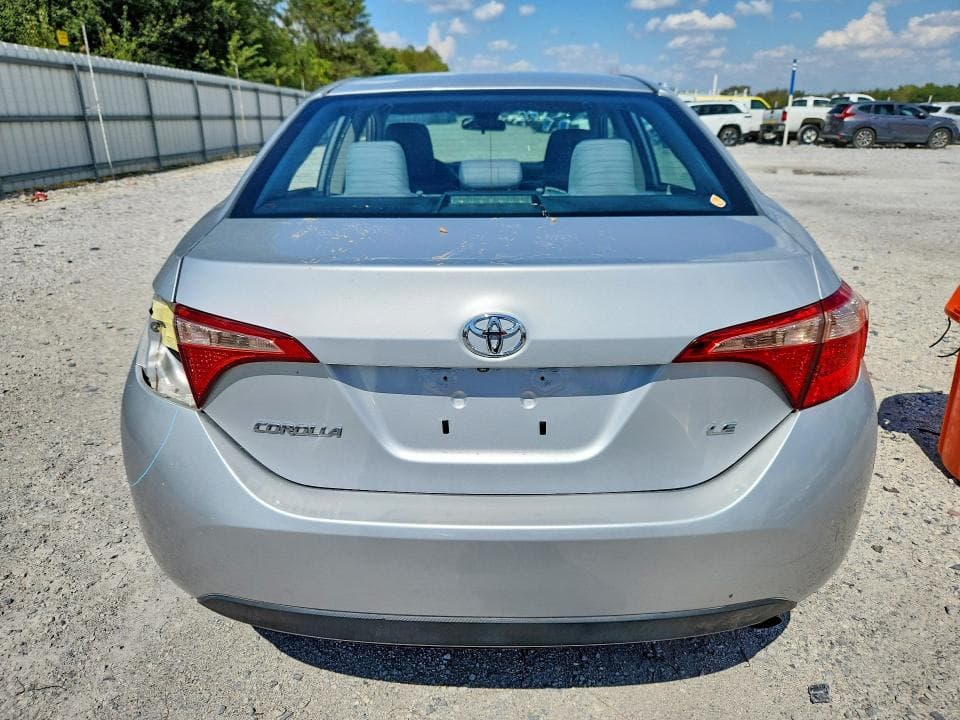 2017 TOYOTA COROLLA LE 6