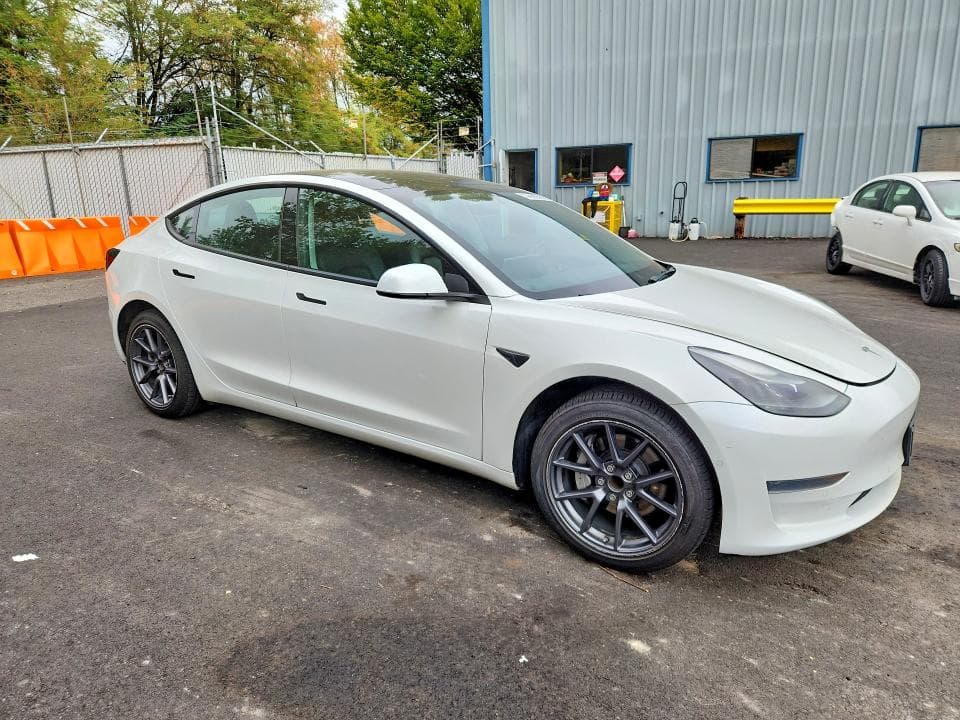 2022 TESLA MODEL 3 4