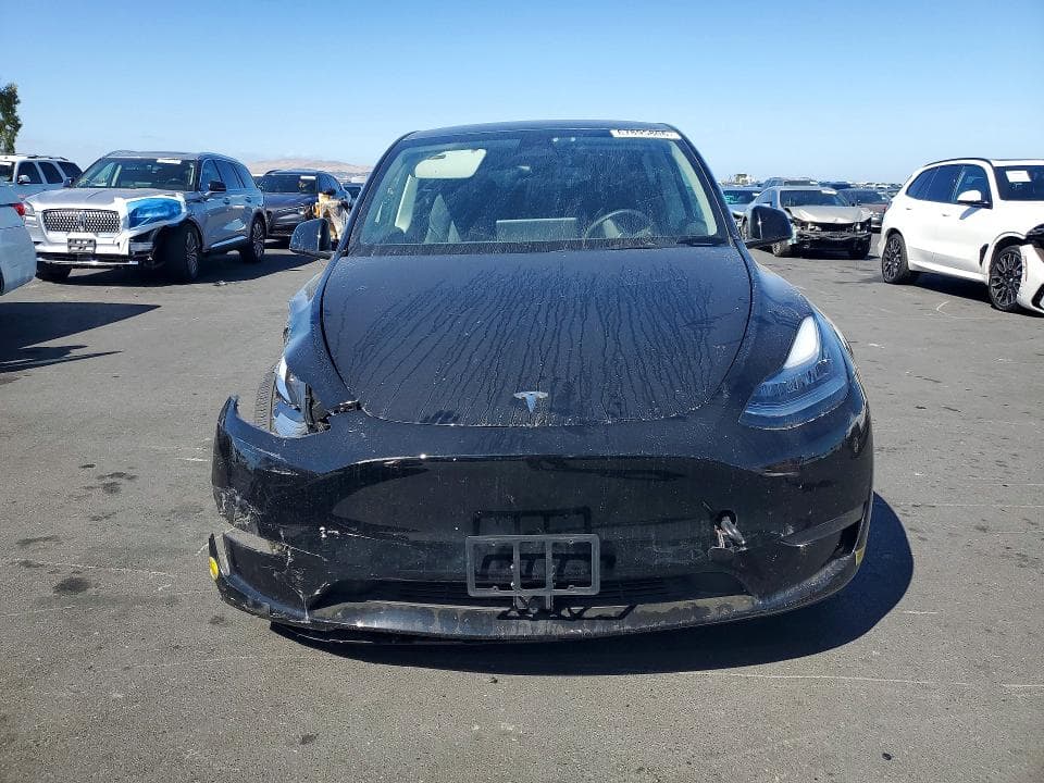 2023 TESLA MODEL Y 5