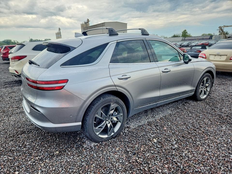 2024 GENESIS ELECTRIFIED GV70 BASE 3