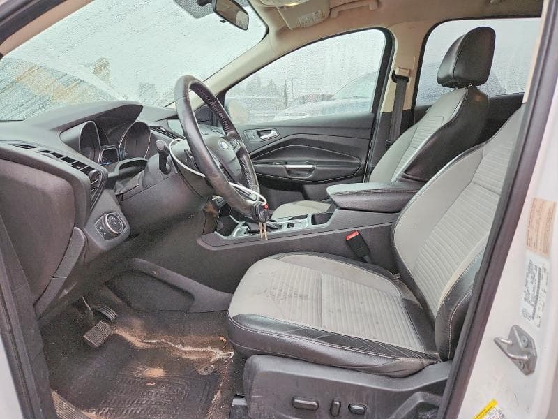 2017 FORD ESCAPE SE 7