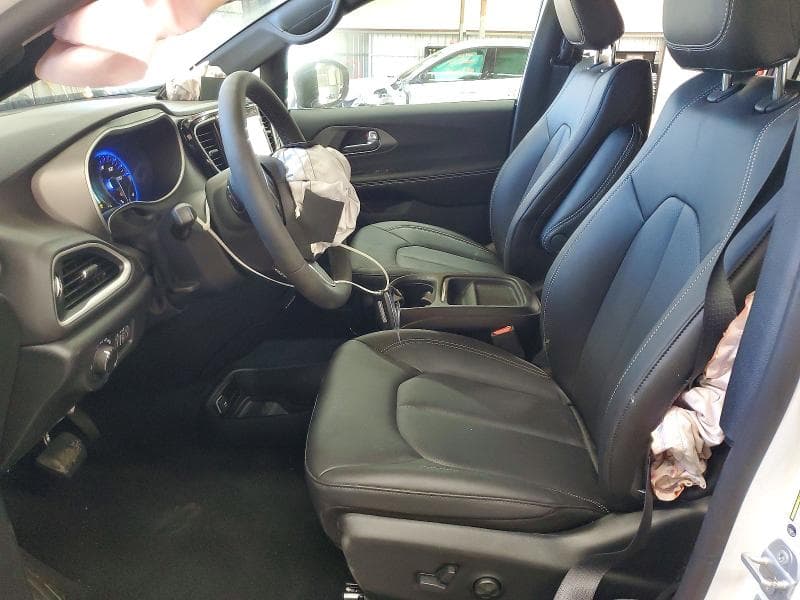 2027 CHRYSLER PACIFICA SELECT 7