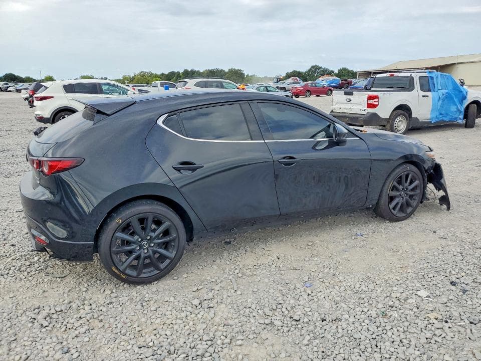 2023 MAZDA 3 PREMIUM PLUS 3