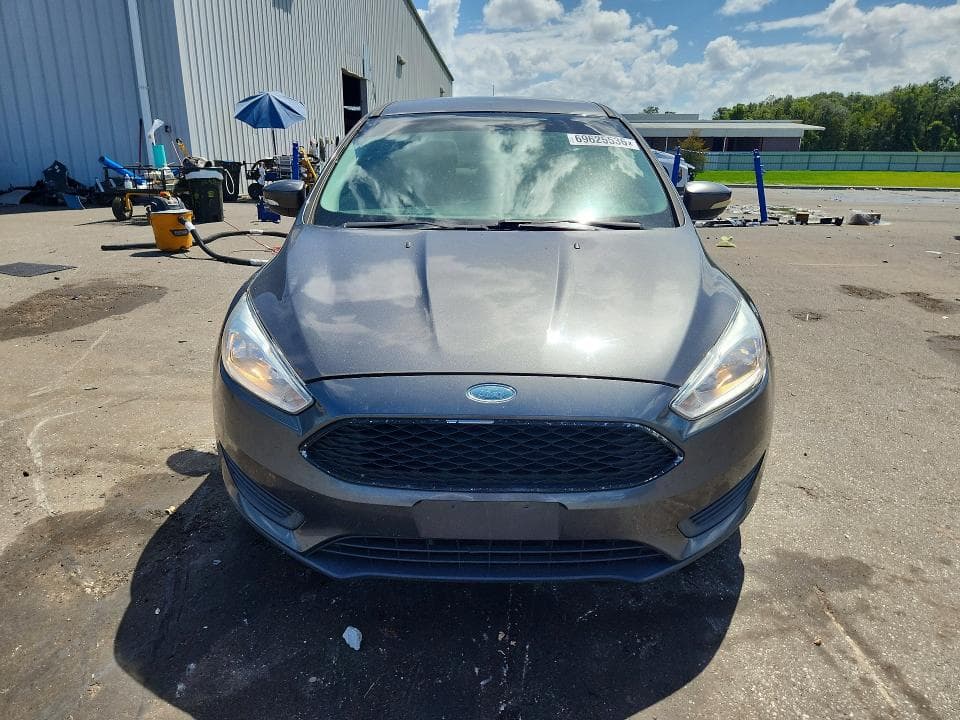 2017 FORD FOCUS SE 5