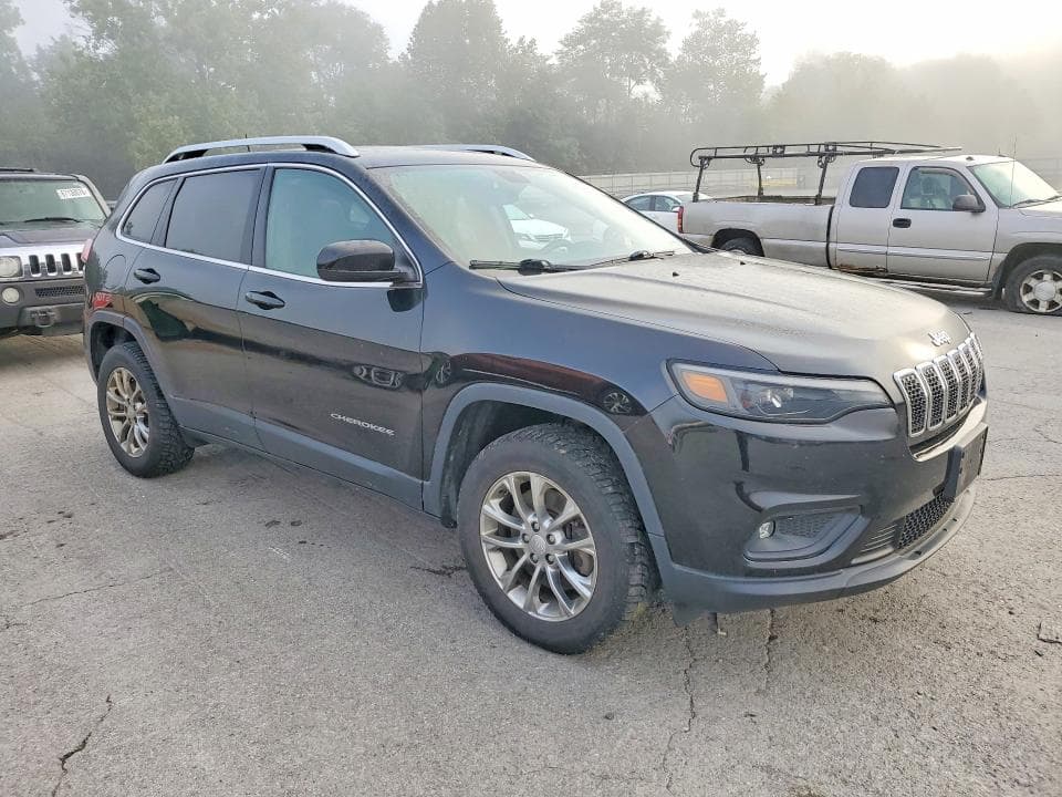 2019 JEEP CHEROKEE LATITUDE PLUS 4