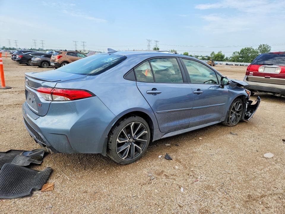2022 TOYOTA COROLLA SE 3
