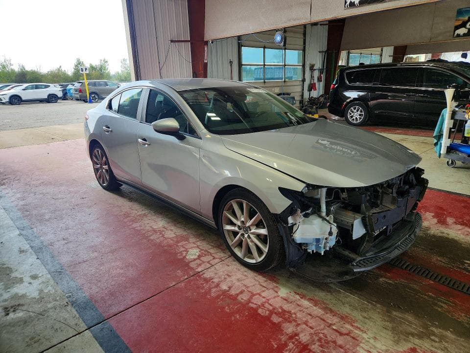 2020 MAZDA 3 SELECT 4