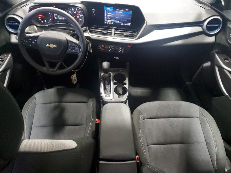 2026 CHEVROLET TRAX LS 8