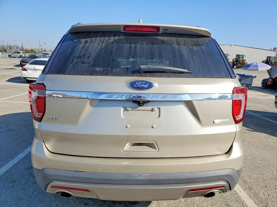 2017 FORD EXPLORER XLT 6