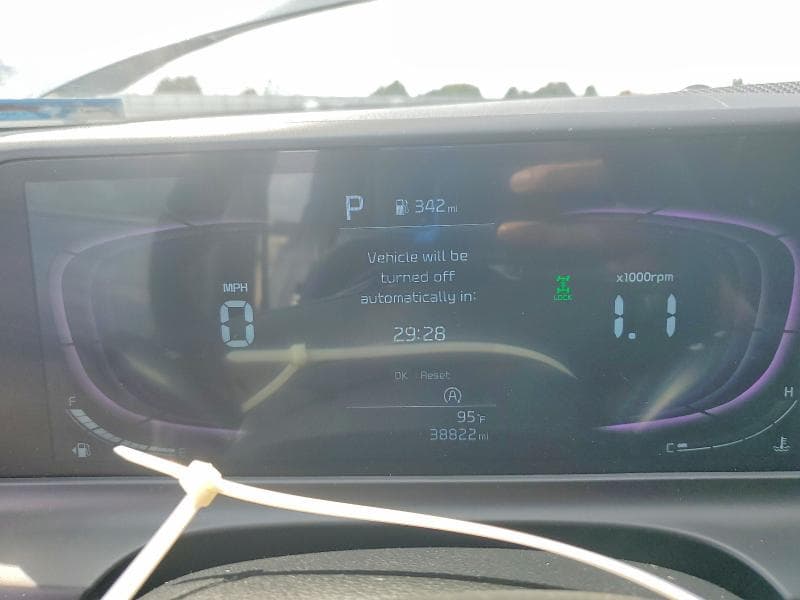 2025 KIA SELTOS S 9
