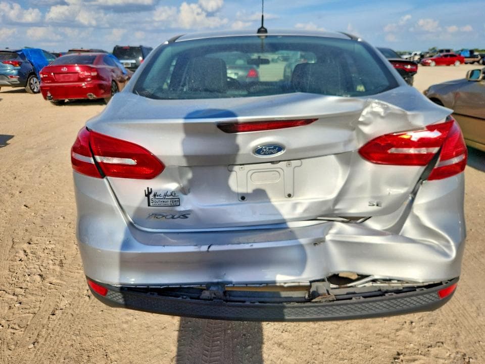 2018 FORD FOCUS SE 6