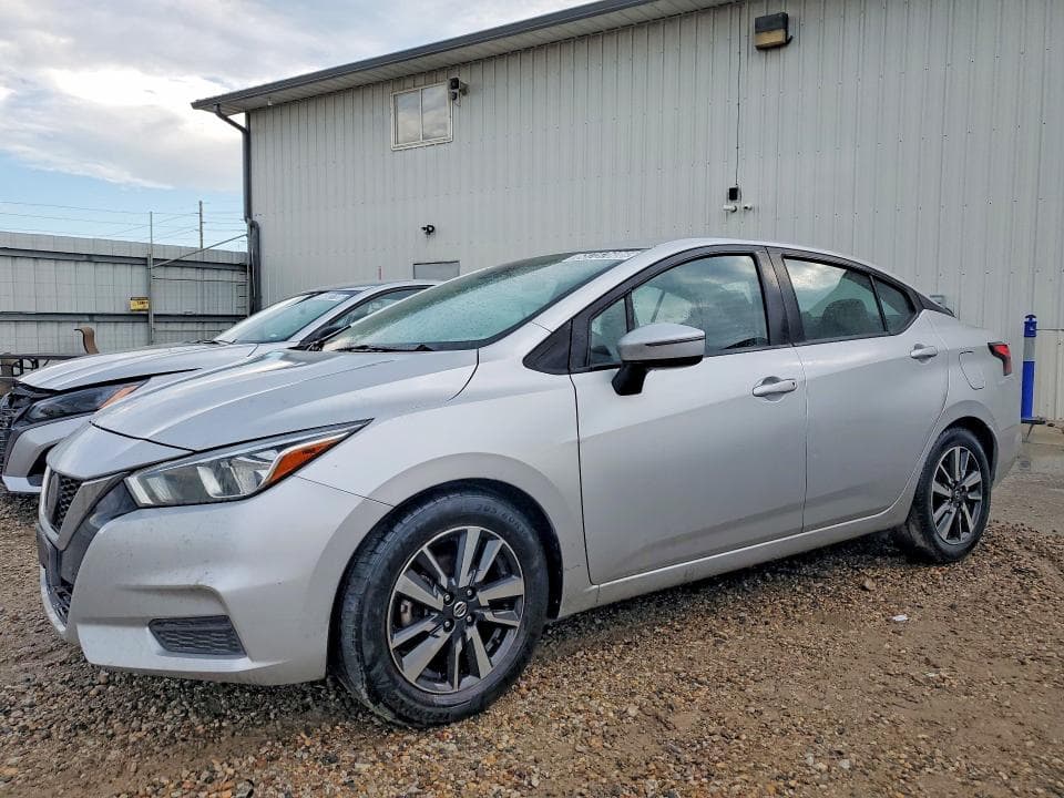 2021 NISSAN VERSA SV