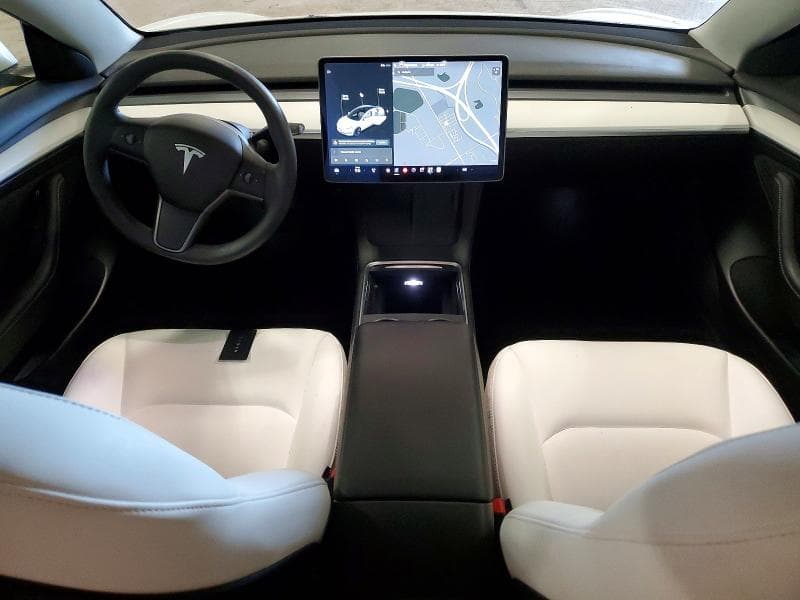 2021 TESLA MODEL 3 8
