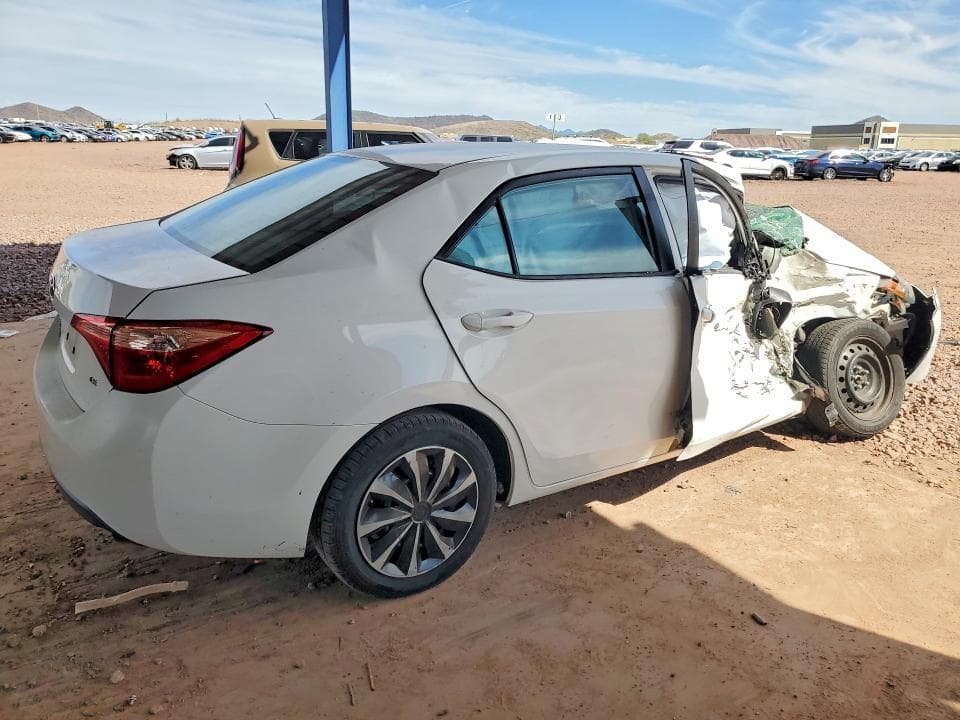 2019 TOYOTA COROLLA LE 3