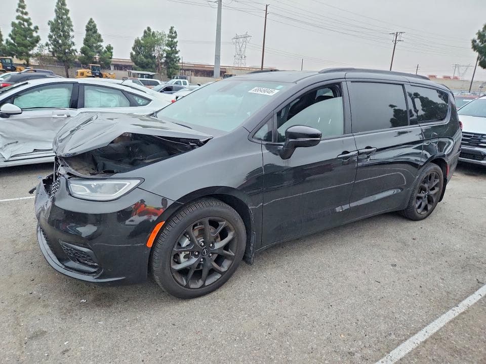 2023 CHRYSLER PACIFICA LIMITED - 1