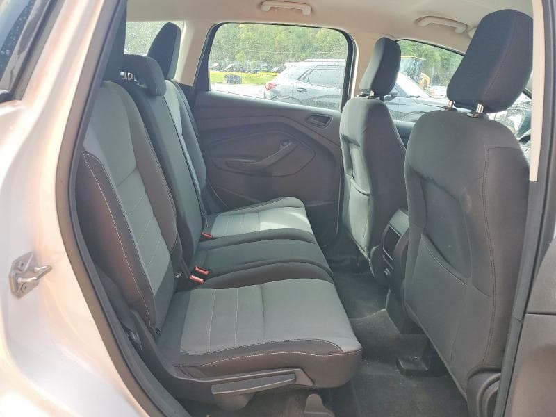 2018 FORD ESCAPE S 11