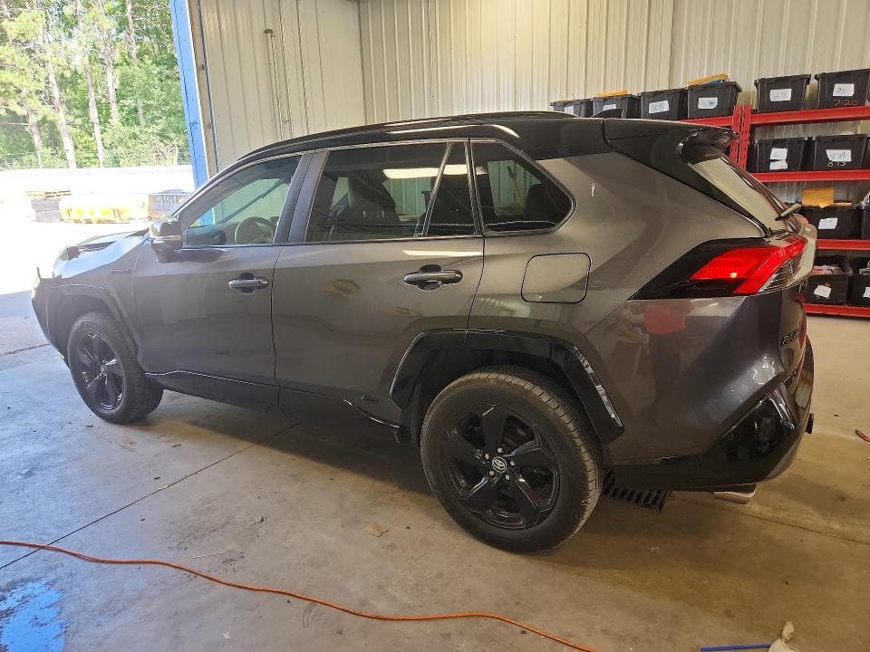 2021 TOYOTA RAV4 XSE 2
