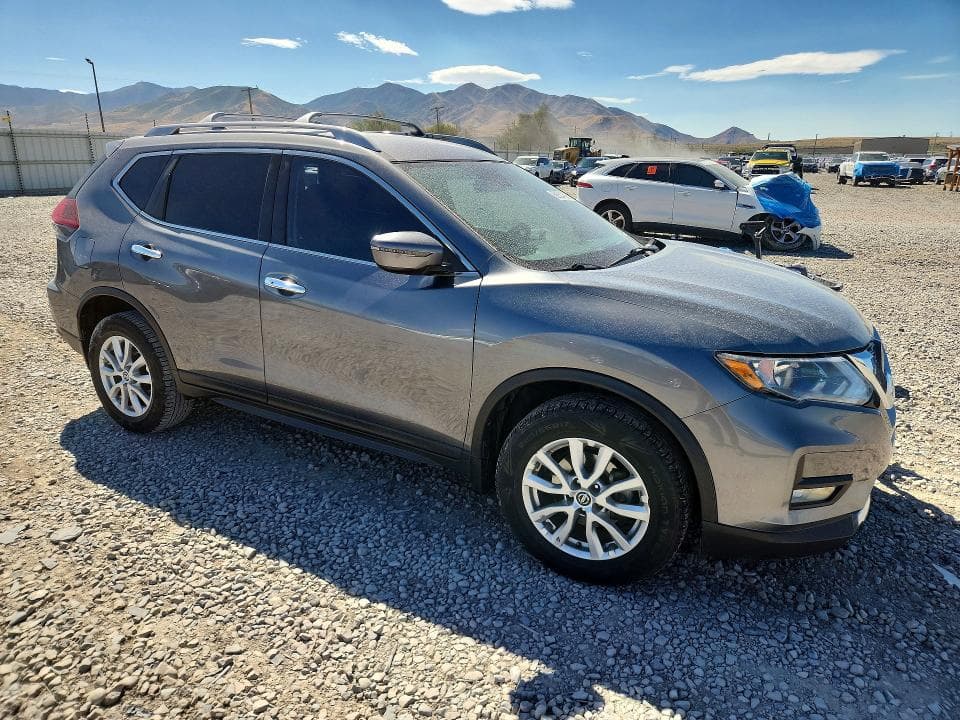 2020 NISSAN ROGUE S 4