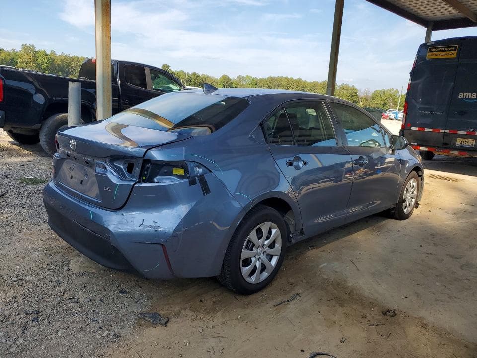 2026 TOYOTA COROLLA LE 3