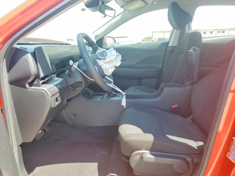 2024 HYUNDAI KONA SE 7