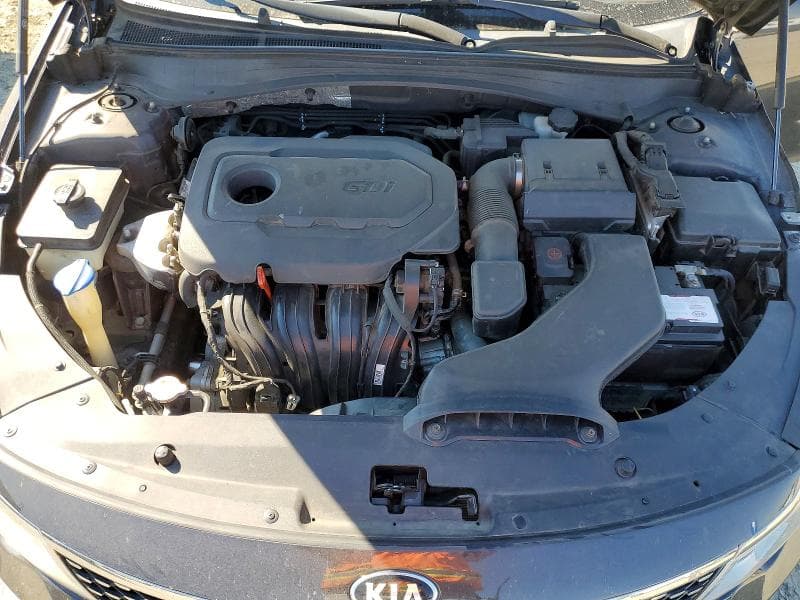 2018 KIA OPTIMA S 11
