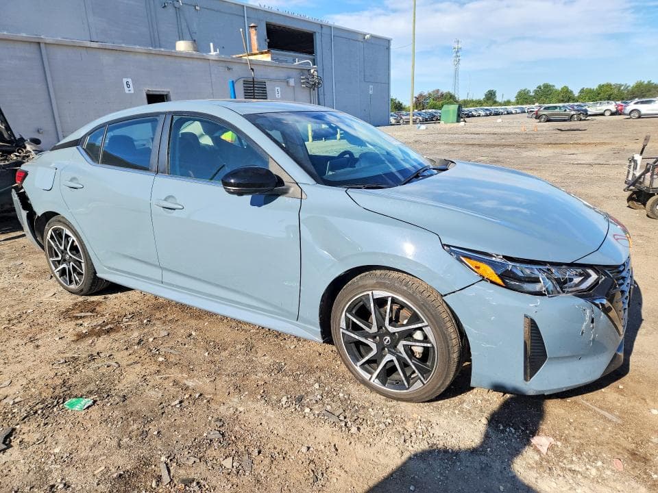 2024 NISSAN SENTRA SR 4
