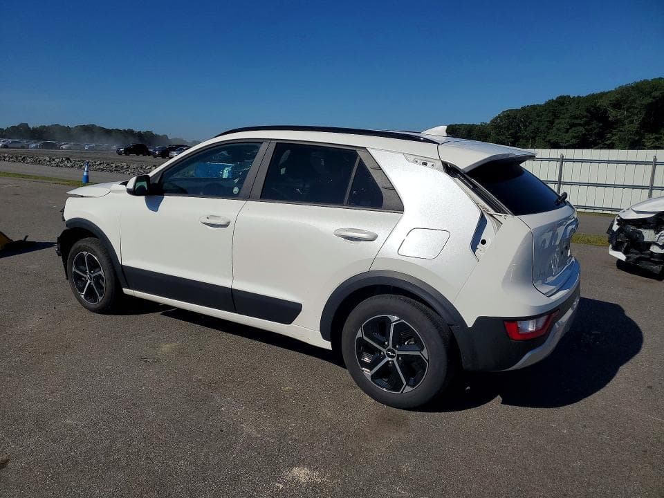 2025 KIA NIRO LX 2