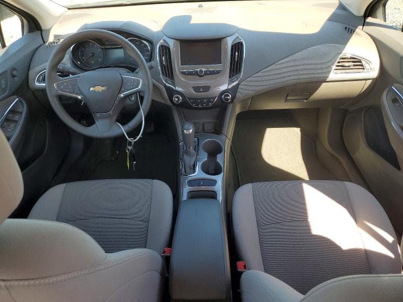 2017 CHEVROLET CRUZE LT 8